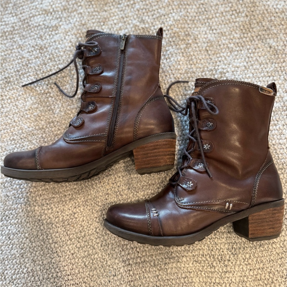 PIKOLINOS Brown Lace Up Boots with Vintage Leather